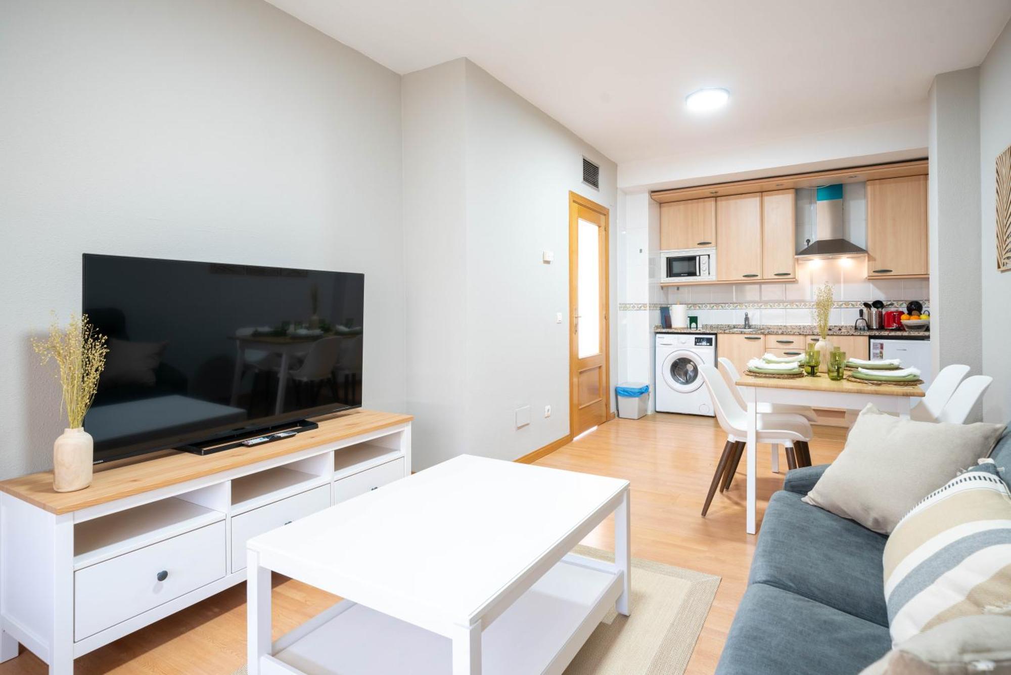 Apartamentos Go Covaresa Parking Gratuito Bajo Disponibilidad Valladolid Eksteriør billede