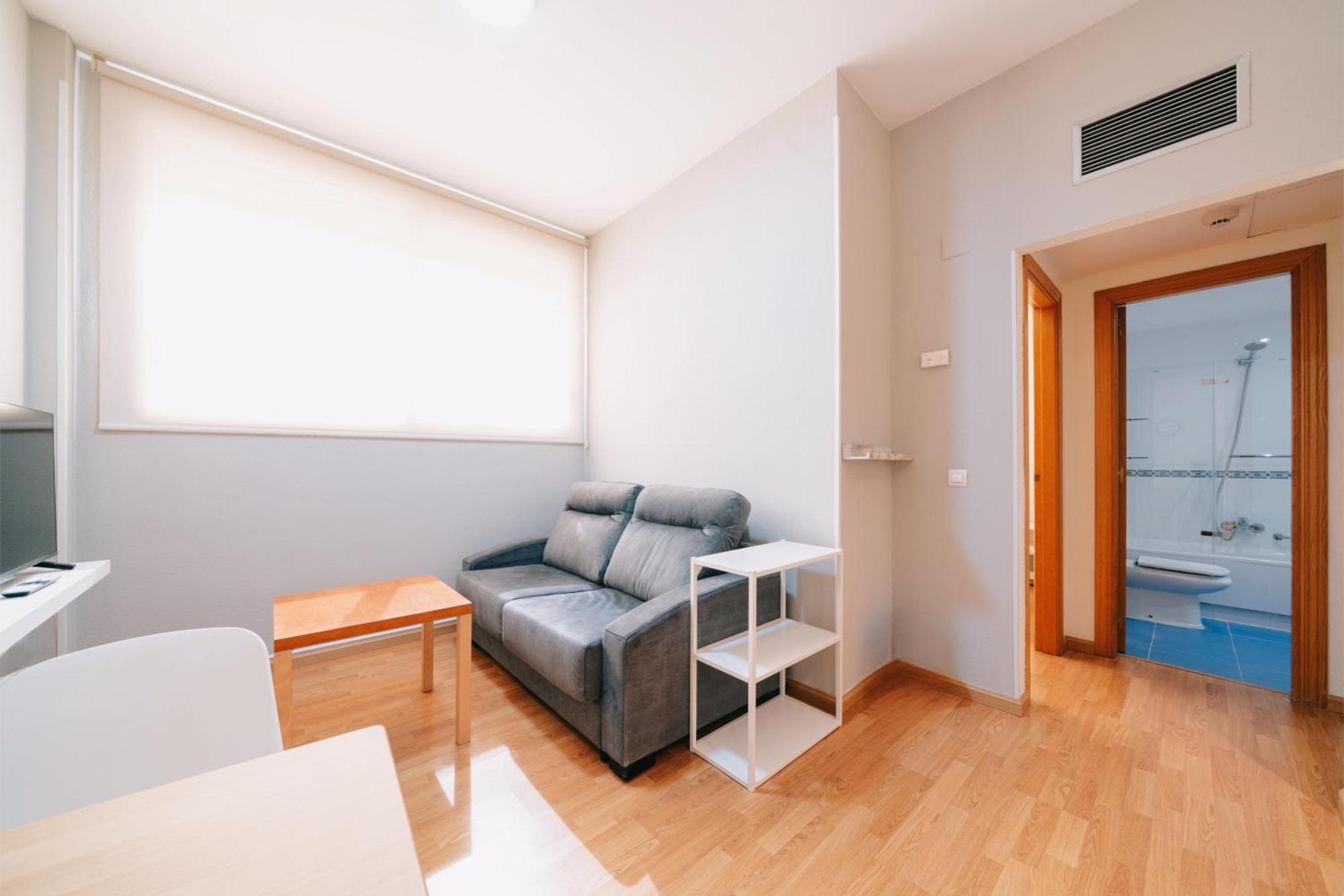 Apartamentos Go Covaresa Parking Gratuito Bajo Disponibilidad Valladolid Eksteriør billede