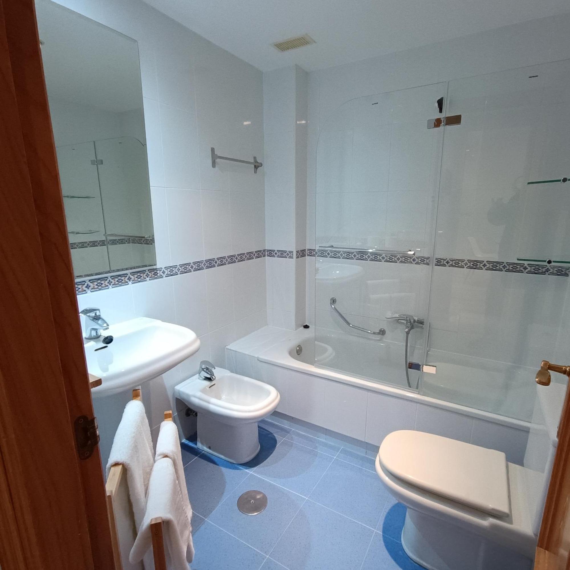Apartamentos Go Covaresa Parking Gratuito Bajo Disponibilidad Valladolid Eksteriør billede
